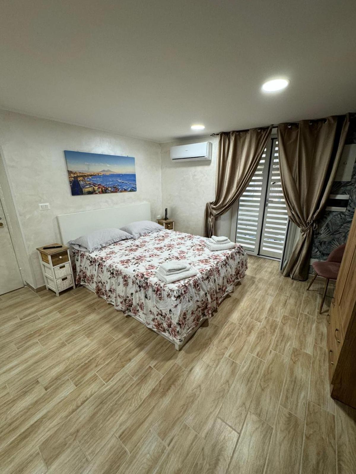 Spezzano House Apartment Naples Exterior photo